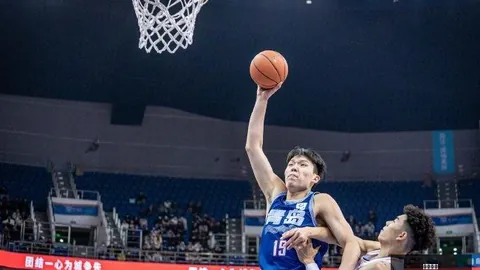 篮球对决：北京首钢队胜利攻略